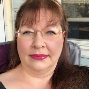 Meet your Posher, Joann